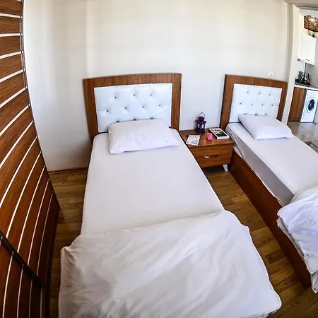 Timucin Aparthotel 3*
